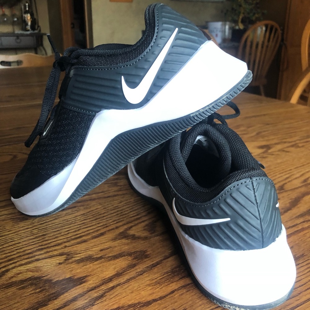 Brand new black Nike Gym shoes